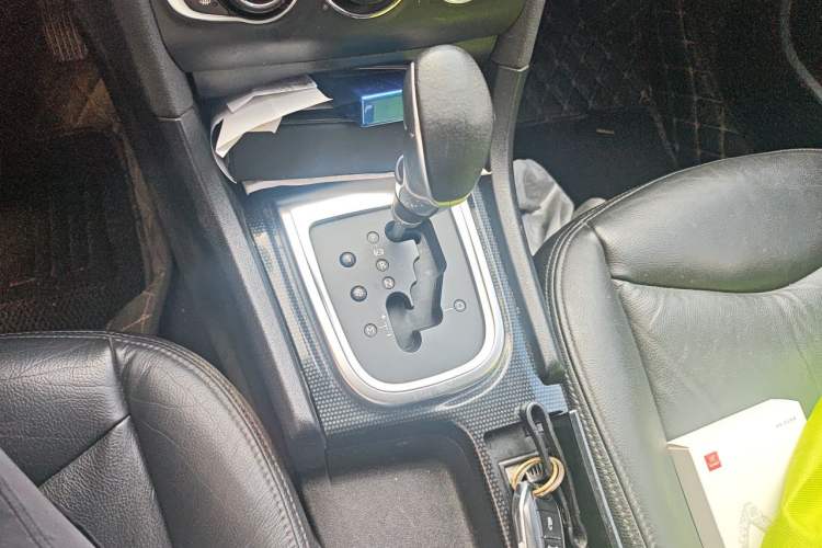 Used Citroen C4L 2013 1.6 THP Automatic Impression Edition Gear Lever