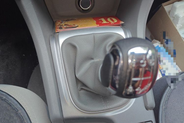 Used Citroen C4L 2013 1.6L Manual Jingxiang Edition Gear Lever