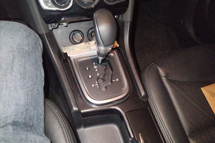 Used Citroen C4L 2013 1.6THP Automatic Dynamic Edition Gear Lever