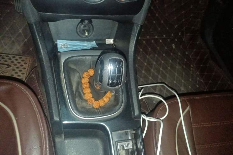 Used Citroen C4L 2013 1.8L Manual Jingxiang Edition Gear Lever