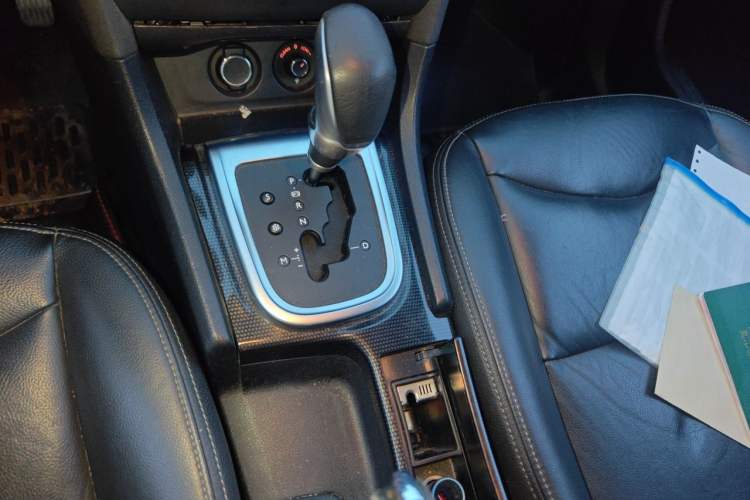 Used Citroen C4L 2013 1.6 THP Automatic Impression Edition Gear Lever