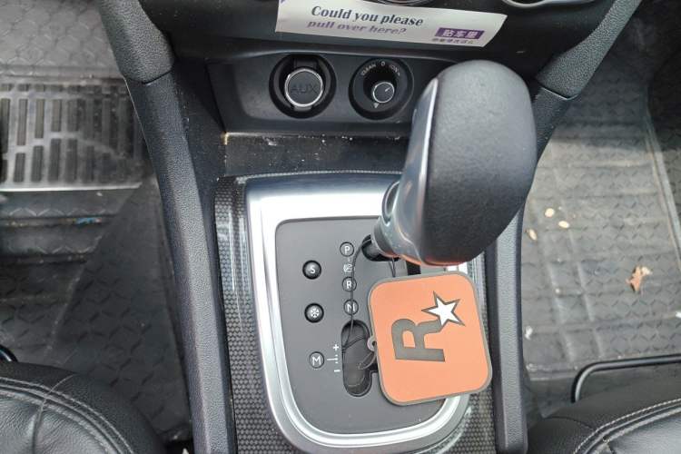 Used Citroen C4L 2013 1.8L Automatic Jingzhi Edition Gear Lever