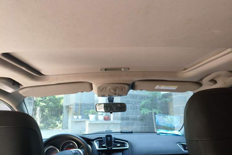 Used Citroen C4L 2013 1.6 THP Automatic Impression Edition Headliner