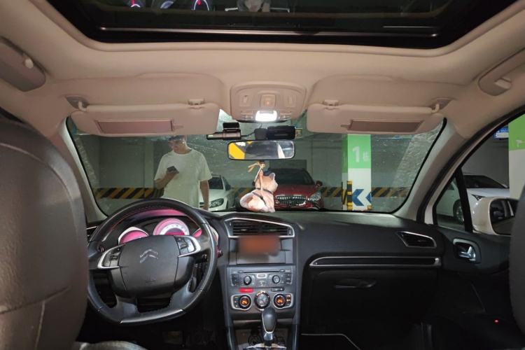 Used Citroen C4L 2013 1.6 THP Automatic Impression Edition Headliner