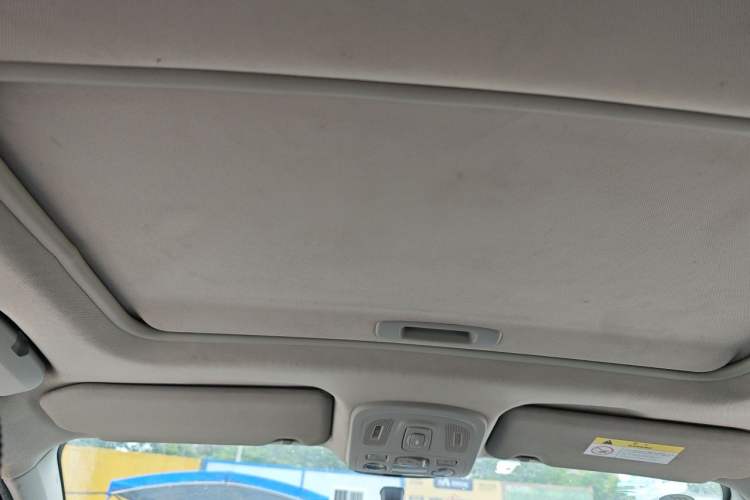 Used Citroen C4L 2013 1.6 THP Automatic Impression Edition Headliner