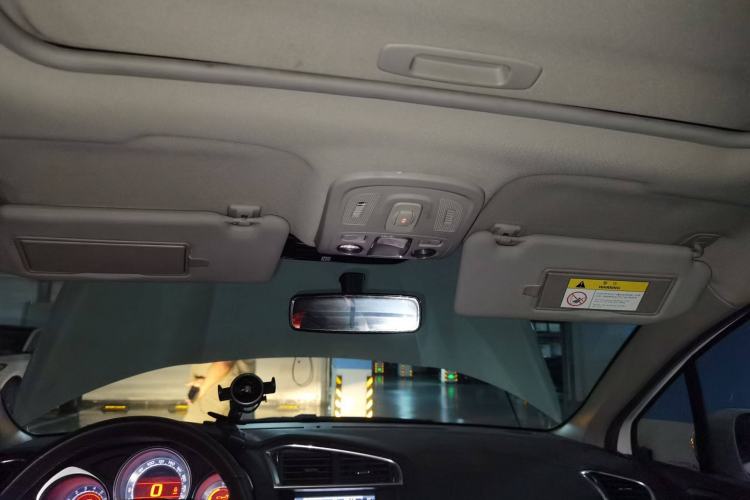 Used Citroen C4L 2013 1.6 THP Automatic Impression Edition Headliner
