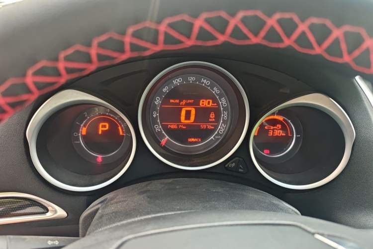 Used Citroen C4L 2013 1.6 THP Automatic Impression Edition Instrument Cluster