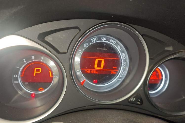 Used Citroen C4L 2013 1.6THP Automatic Dynamic Edition Instrument Cluster