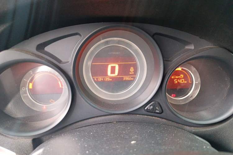 Used Citroen C4L 2013 1.8L Manual Jingxiang Edition Instrument Cluster