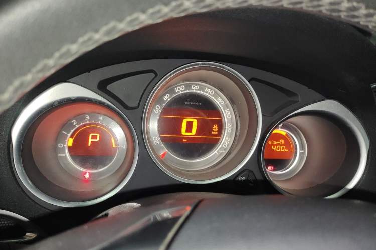Used Citroen C4L 2013 1.6 THP Automatic Impression Edition Instrument Cluster