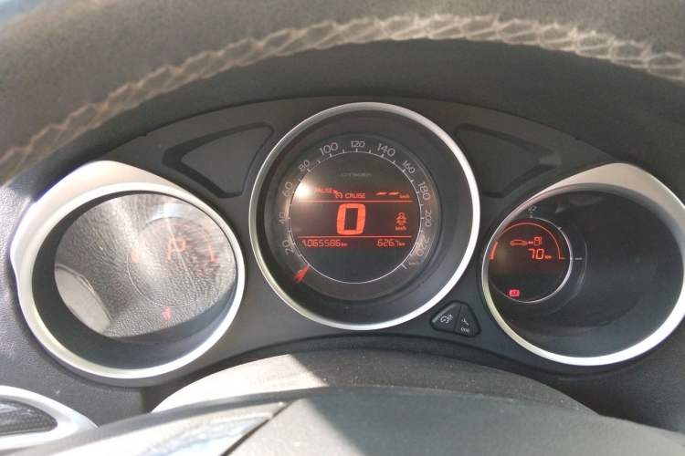 Used Citroen C4L 2013 1.8L Automatic Jingzhi Edition Instrument Cluster