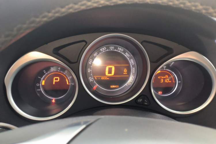 Used Citroen C4L 2013 1.8L Automatic Jingzhi Edition Instrument Cluster