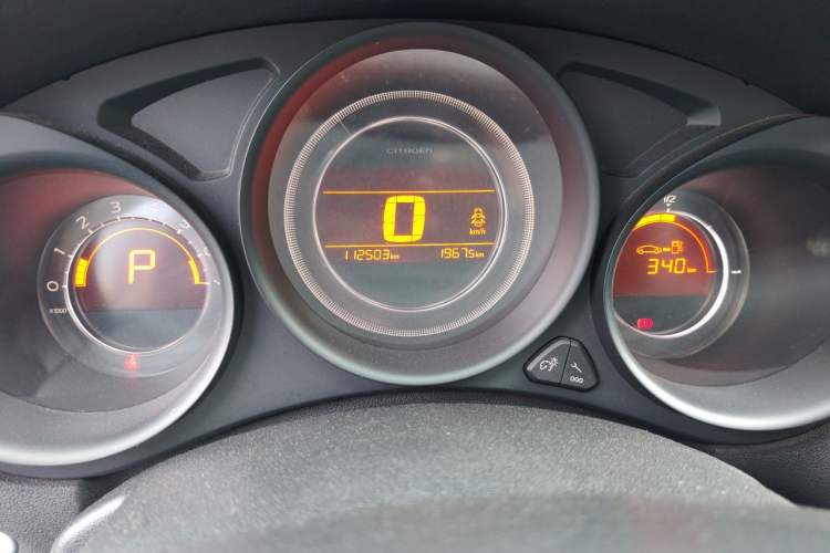 Used Citroen C4L 2013 1.8L Automatic Enjoyment Edition Instrument Cluster