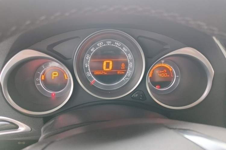 Used Citroen C4L 2013 1.8L Automatic Jingzhi Edition Instrument Cluster