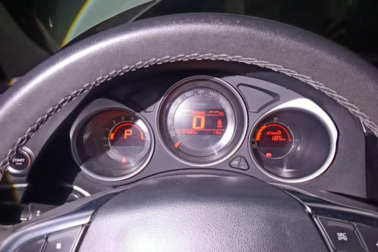 Used Citroen C4L 2013 1.8L Automatic Jingzhi Edition Instrument Cluster