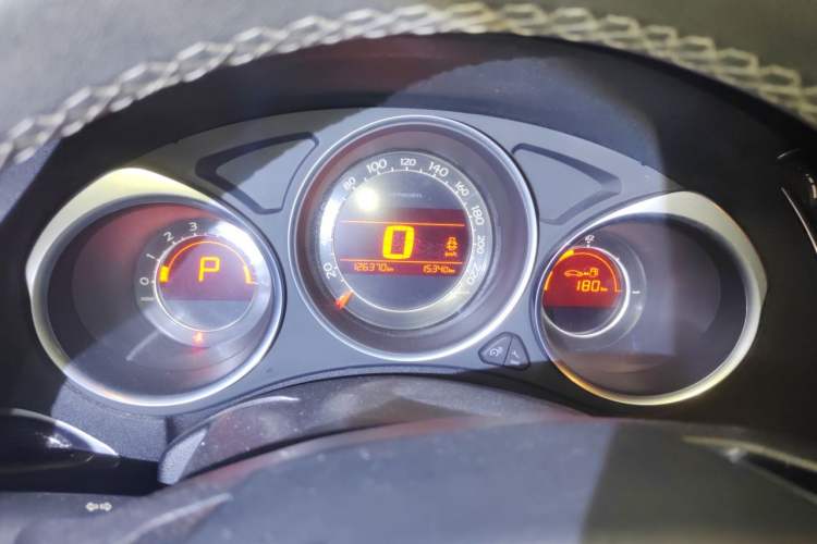 Used Citroen C4L 2013 1.6 THP Automatic Impression Edition Instrument Cluster