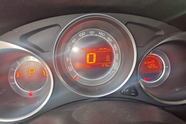 Used Citroen C4L 2013 1.6 THP Automatic Impression Edition Instrument Cluster