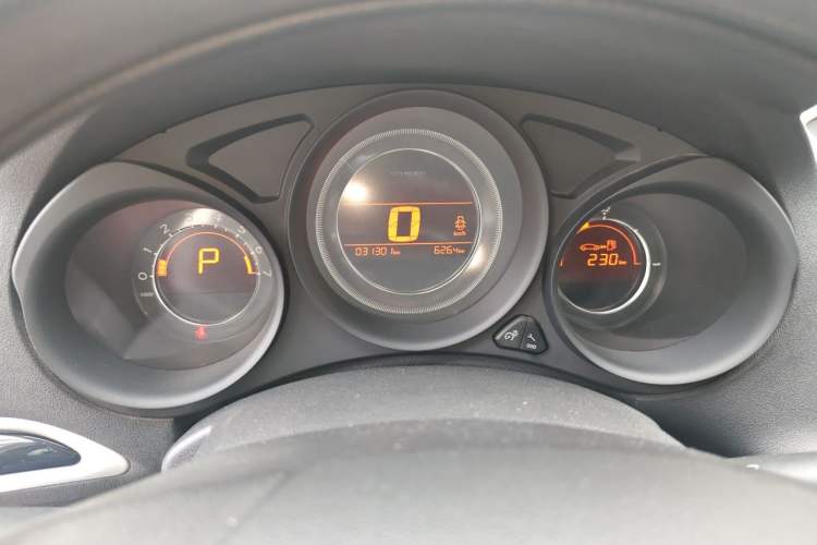 Used Citroen C4L 2013 1.8L Automatic Enjoyment Edition Instrument Cluster