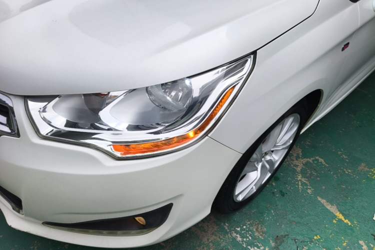Used Citroen C4L 2013 1.6 THP Automatic Impression Edition Left Front Headlight