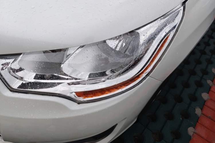 Used Citroen C4L 2013 1.6 THP Automatic Impression Edition Left Front Headlight