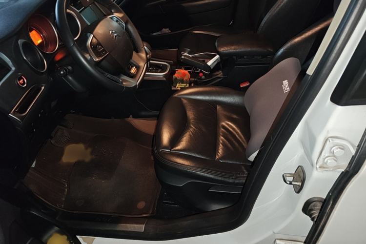 Used Citroen C4L 2013 1.8L Automatic Jingzhi Edition Left Front Seat