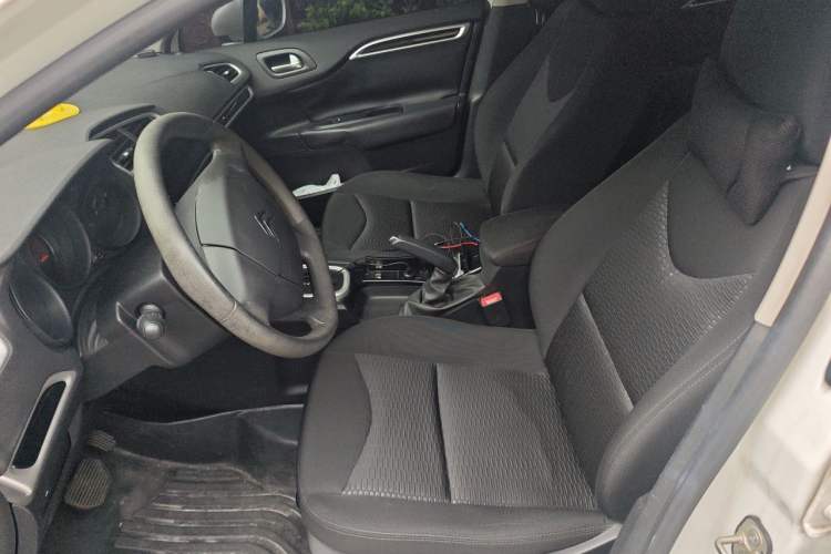 Used Citroen C4L 2013 1.8L Automatic Enjoyment Edition Left Front Seat