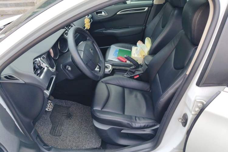 Used Citroen C4L 2013 1.8L Automatic Enjoyment Edition Left Front Seat