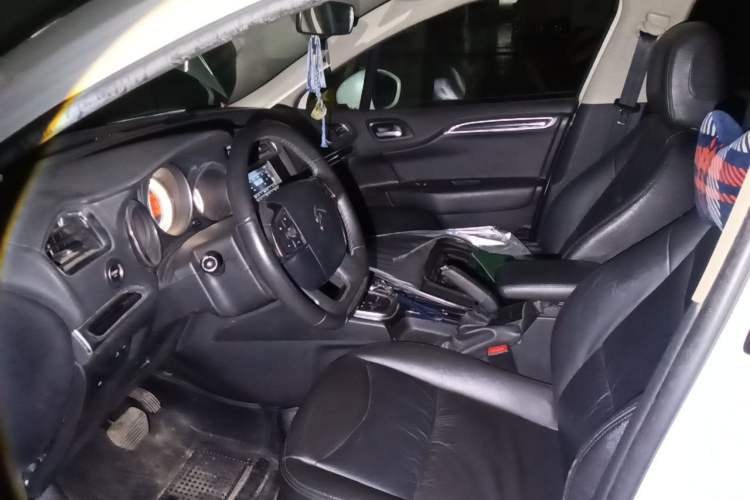 Used Citroen C4L 2013 1.8L Automatic Jingzhi Edition Left Front Seat