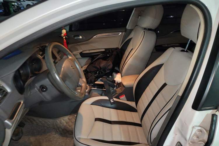 Used Citroen C4L 2013 1.6L Automatic Jingxiang Edition Left Front Seat