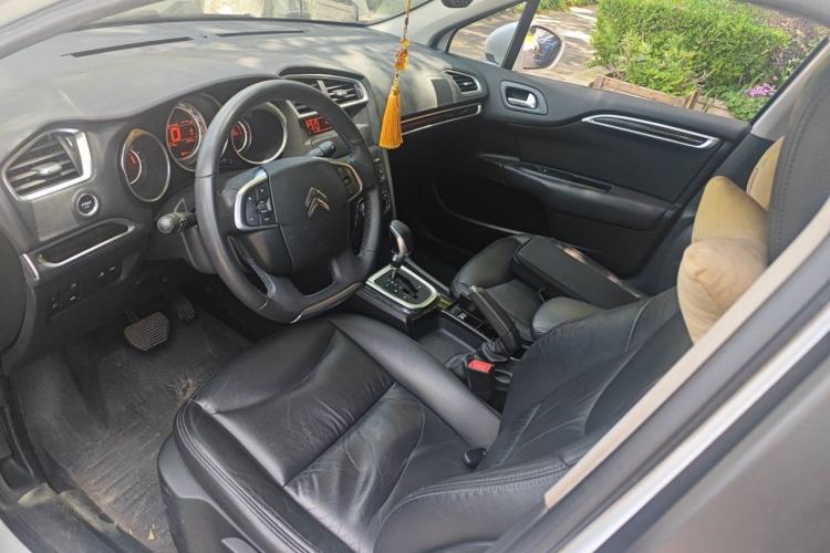 Used Citroen C4L 2013 1.8L Automatic Jingzhi Edition Left Front Seat
