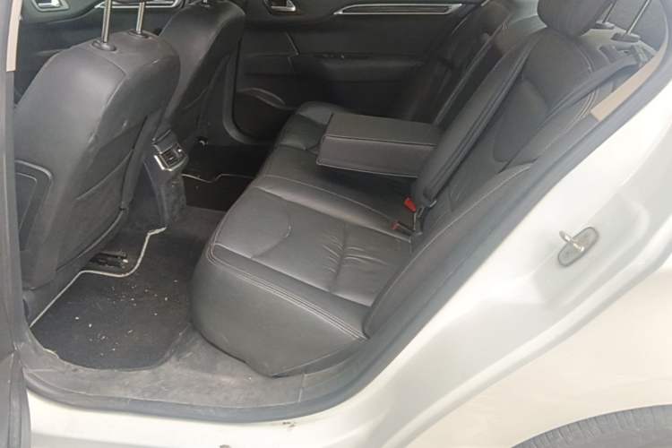Used Citroen C4L 2013 1.8L Automatic Jingzhi Edition Left Rear Seat