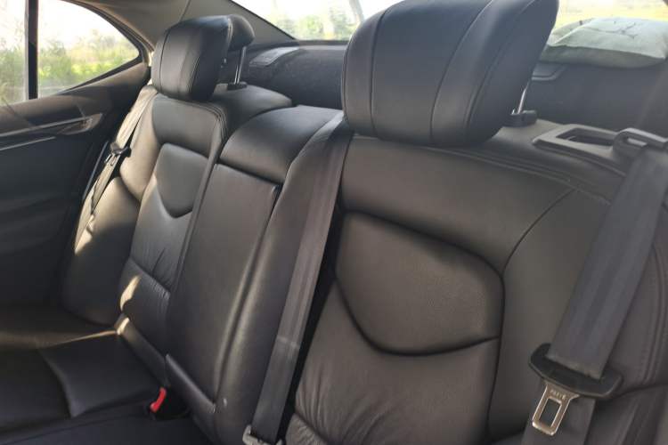 Used Citroen C4L 2013 1.8L Automatic Jingzhi Edition Left Rear Seat