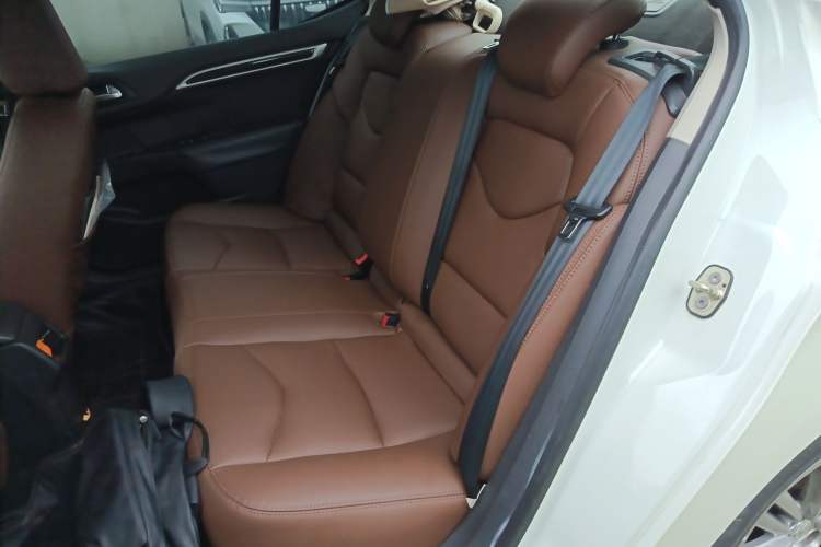 Used Citroen C4L 2013 1.8L Automatic Enjoyment Edition Left Rear Seat