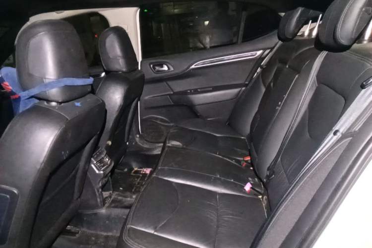 Used Citroen C4L 2013 1.8L Automatic Jingzhi Edition Left Rear Seat