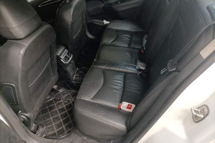 Used Citroen C4L 2013 1.8L Automatic Jingzhi Edition Left Rear Seat