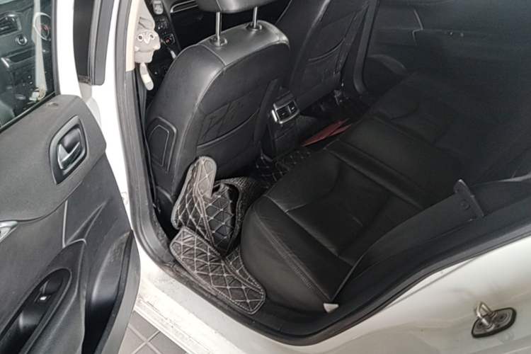 Used Citroen C4L 2013 1.6 THP Automatic Impression Edition Left Rear Seat