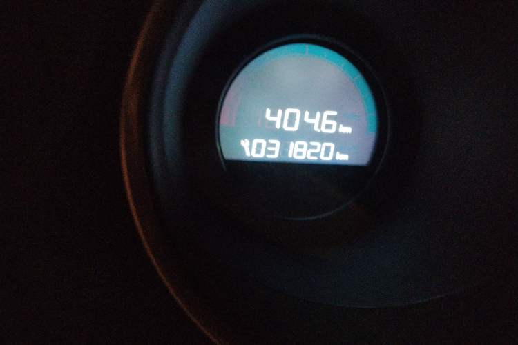 Used Citroen C4L 2013 1.6THP Automatic Dynamic Edition Odometer Close Up
