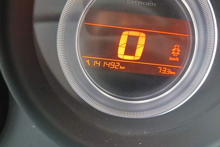 Used Citroen C4L 2013 1.8L Automatic Enjoyment Edition Odometer Close Up
