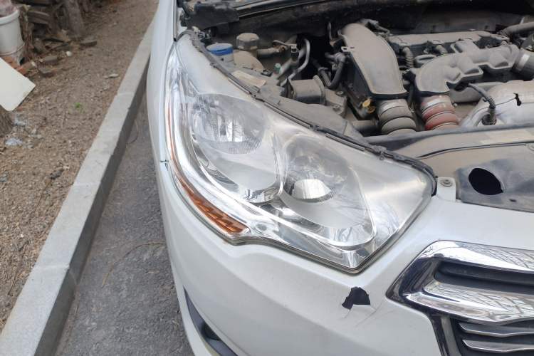 Used Citroen C4L 2013 1.6 THP Automatic Impression Edition Right Front Headlight
