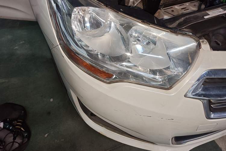 Used Citroen C4L 2013 1.8L Automatic Enjoyment Edition Right Front Headlight