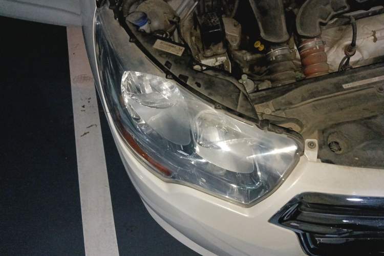 Used Citroen C4L 2013 1.6 THP Automatic Impression Edition Right Front Headlight