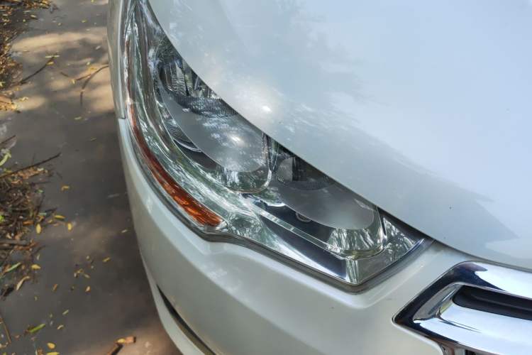 Used Citroen C4L 2013 1.6 THP Automatic Impression Edition Right Front Headlight
