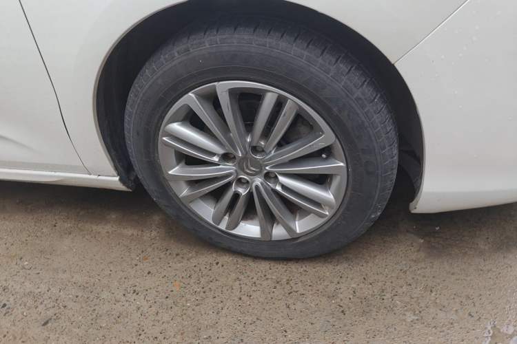 Used Citroen C4L 2013 1.6L Manual Jingxiang Edition Right Front Wheel Hub