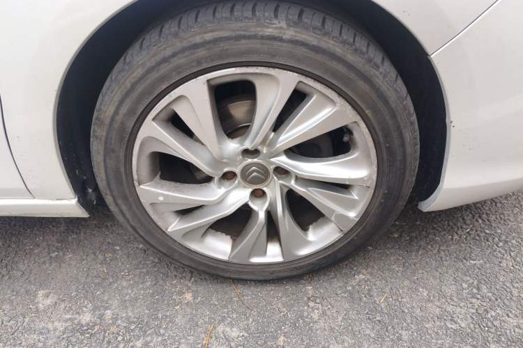 Used Citroen C4L 2013 1.6 THP Automatic Impression Edition Right Front Wheel Hub