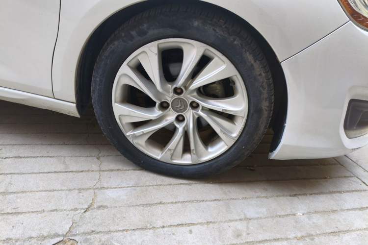 Used Citroen C4L 2013 1.6 THP Automatic Impression Edition Right Front Wheel Hub