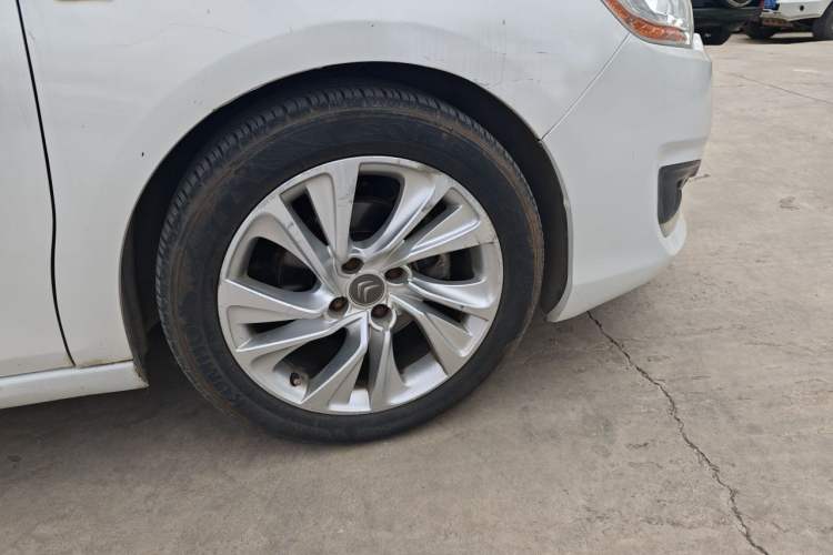 Used Citroen C4L 2013 1.6 THP Automatic Impression Edition Right Front Wheel Hub