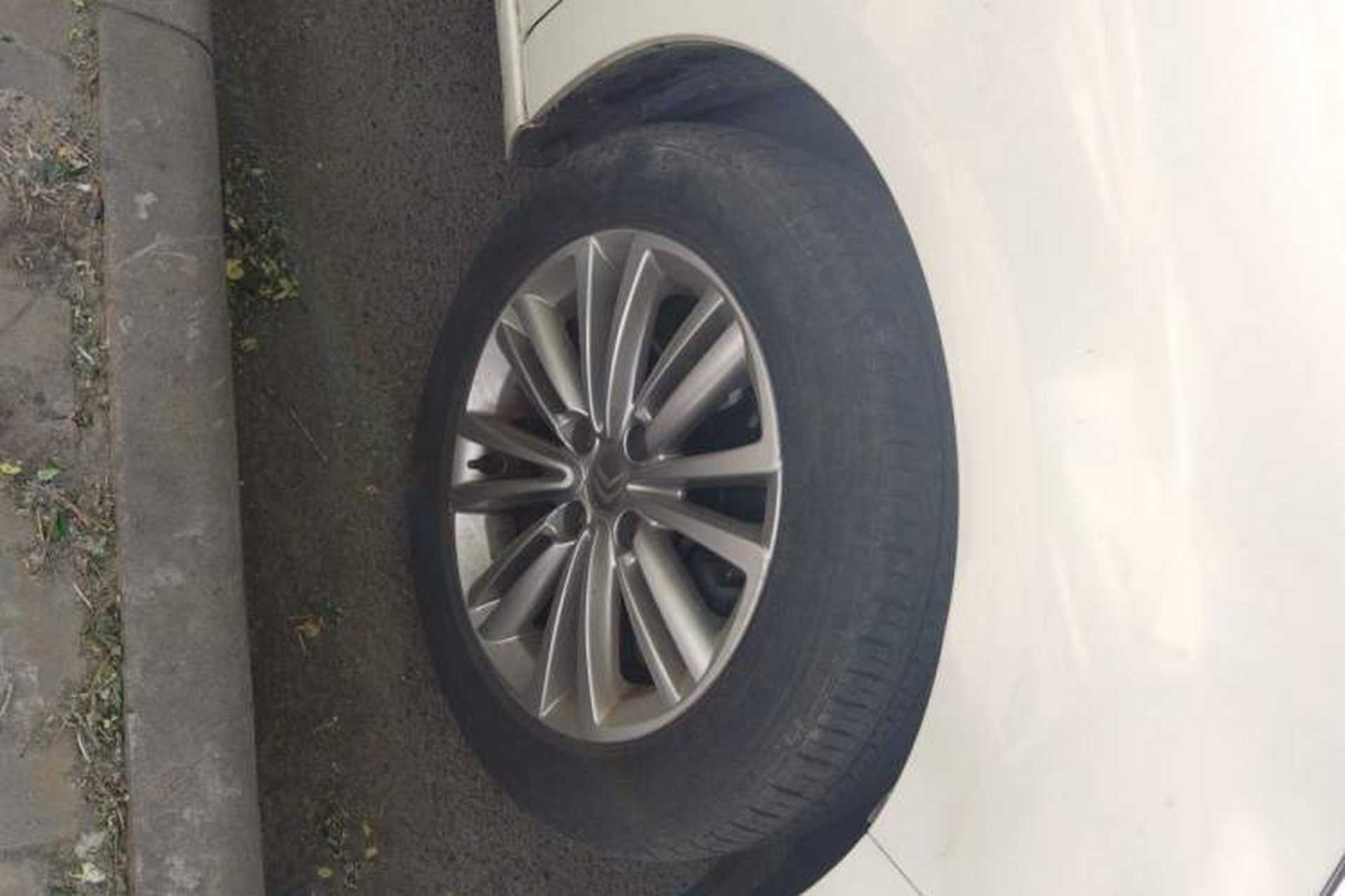 Used Citroen C4L 2013 1.8L Automatic Jingzhi Edition Right Front Wheel Hub
