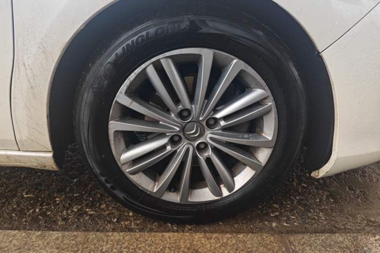 Used Citroen C4L 2013 1.8L Manual Jingxiang Edition Right Front Wheel Hub