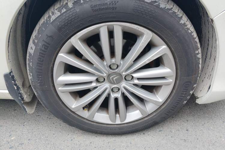 Used Citroen C4L 2013 1.8L Automatic Enjoyment Edition Right Front Wheel Hub