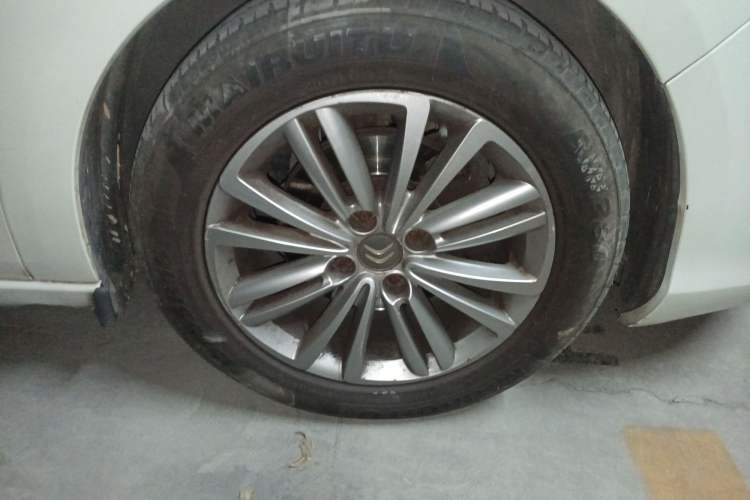 Used Citroen C4L 2013 1.8L Manual Jingxiang Edition Right Front Wheel Hub